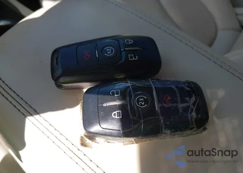 2015 Lincoln Mkc z USA, uszkodzony, nr VIN 5LMCJ1A97FUJ22751